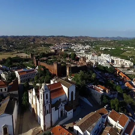 Holiday Home In Albufeira With Private Pool * البوفيرا