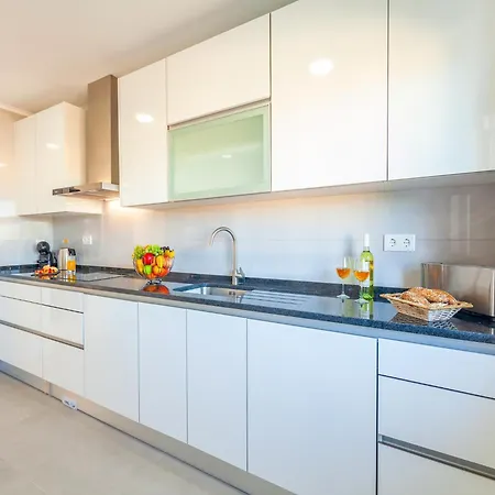 Holiday Home In Albufeira With Private Pool 알부페이라